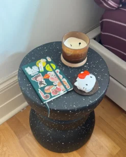 Bord FALIRO 37 cm 37 cm Terrazzo effekt Sort terrazzo