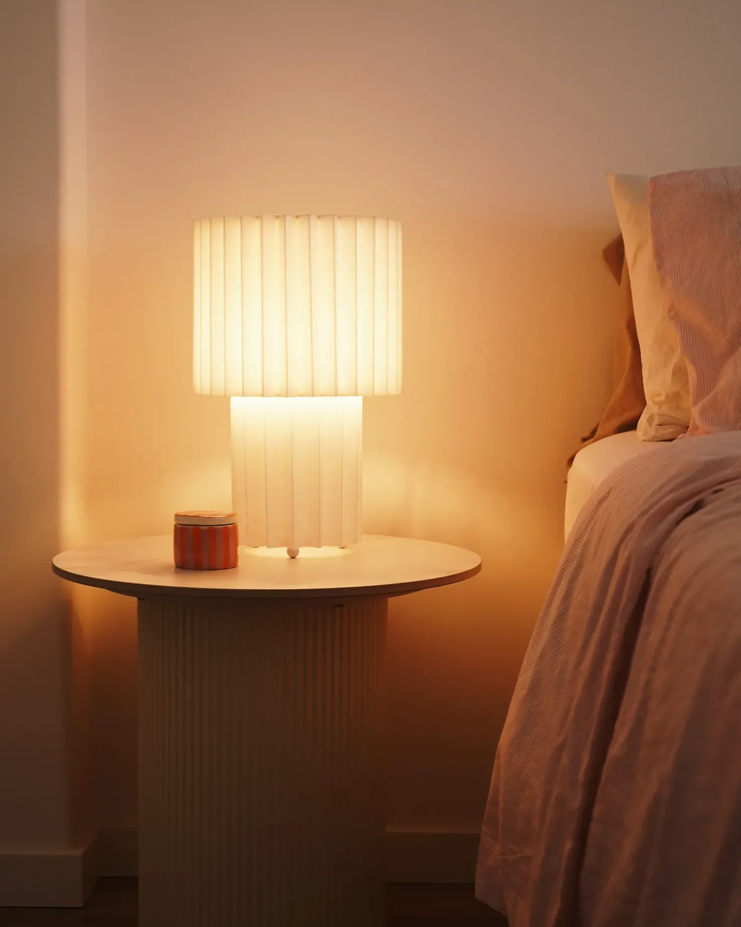 Bordlampe ALFEIOS Hør Hvid