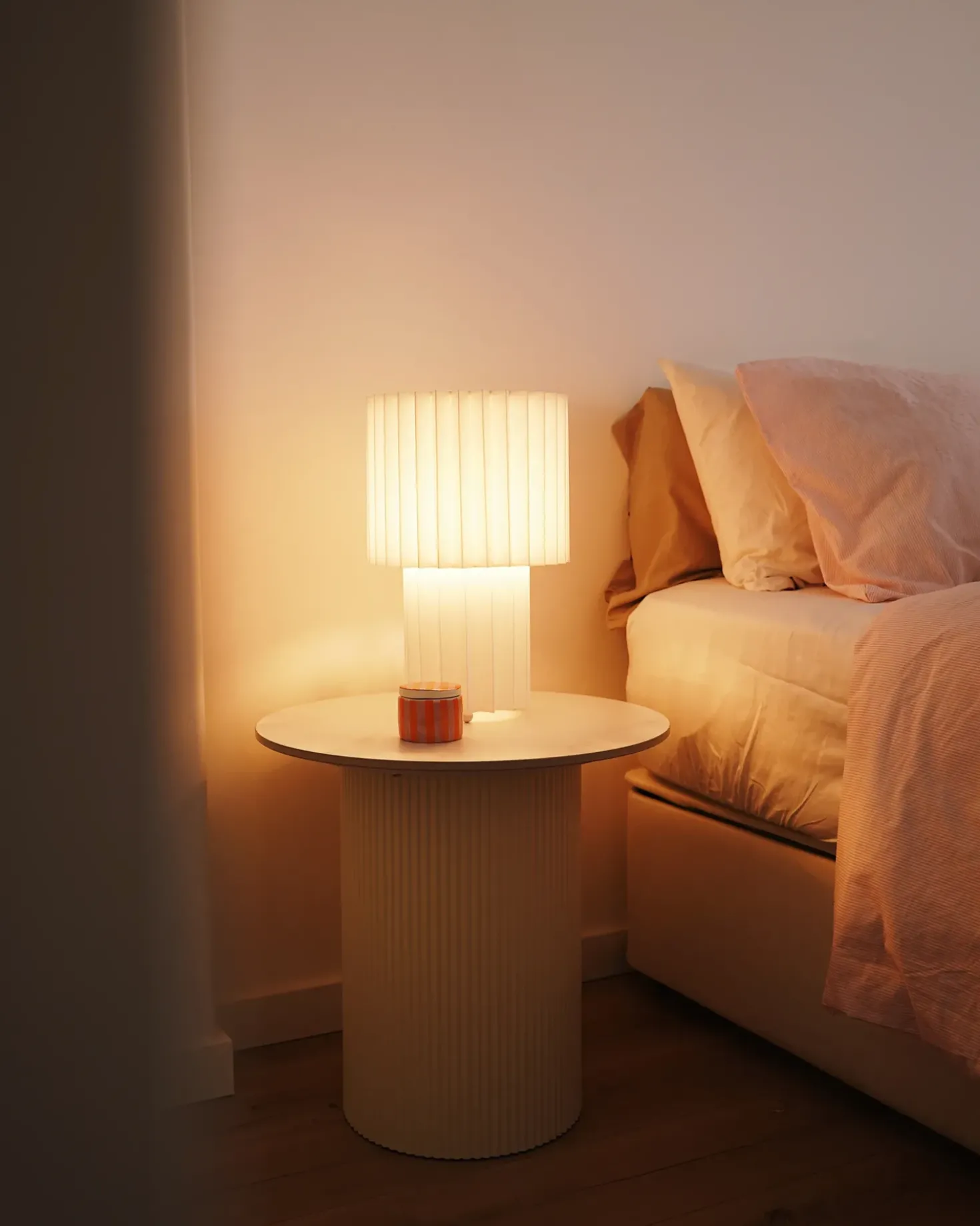 Bordlampe ALFEIOS Hør Hvid