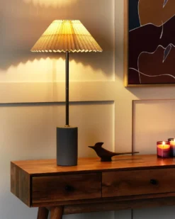 Bordlampe BALUARTE Kunstlinned Beige