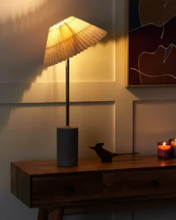 Bordlampe BALUARTE Kunstlinned Beige