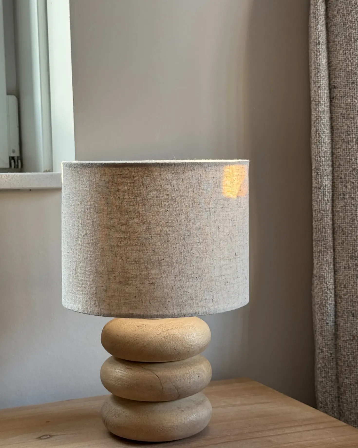 Bordlampe BETWA Mangotræ Lysebrun