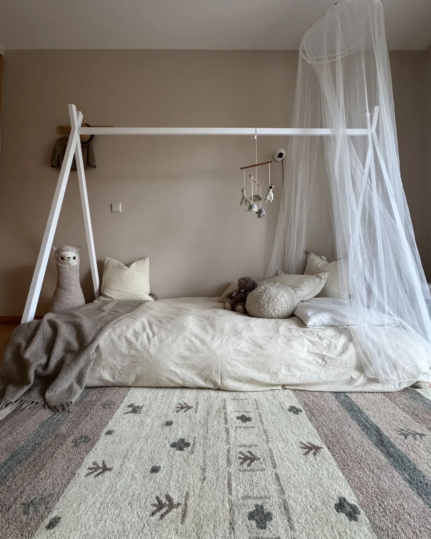 Børneseng Tipi Fyretræ SAURAT 90 x 200 cm Hvid