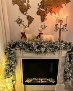Dekorativ figur MUSTOLA Rensdyr 48 cm Hvid