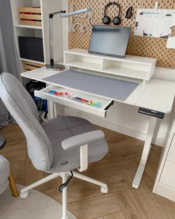 Elektrisk justerbart hæve sænkebord LUCAMA Hvid 120 cm 60 cm med USB-port