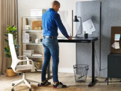 Elektrisk justerbart hæve sænkebord KENLY Sort 120 cm 60 cm med USB-port