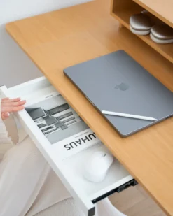 Elektrisk justerbart hæve sænkebord LUCAMA Lysebrun/hvid 120 cm 60 cm med USB-port