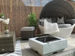 Elskovsrede SYLT PE-rattan Hvid