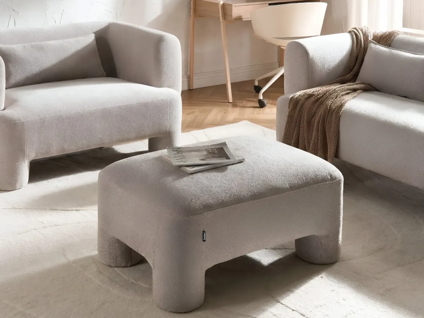 Fodskammel HOGBO Beige