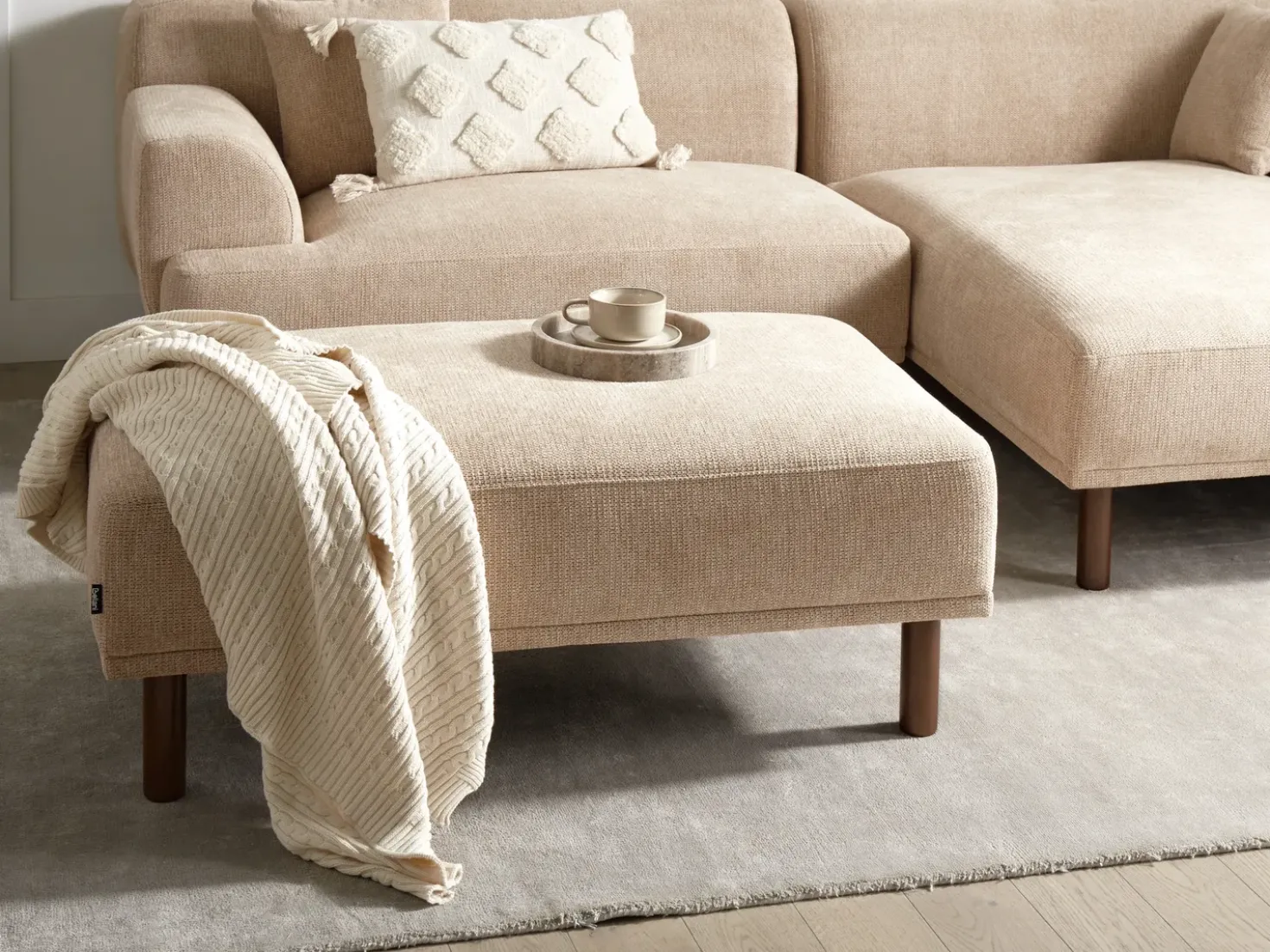 Fodskammel HOLT Beige
