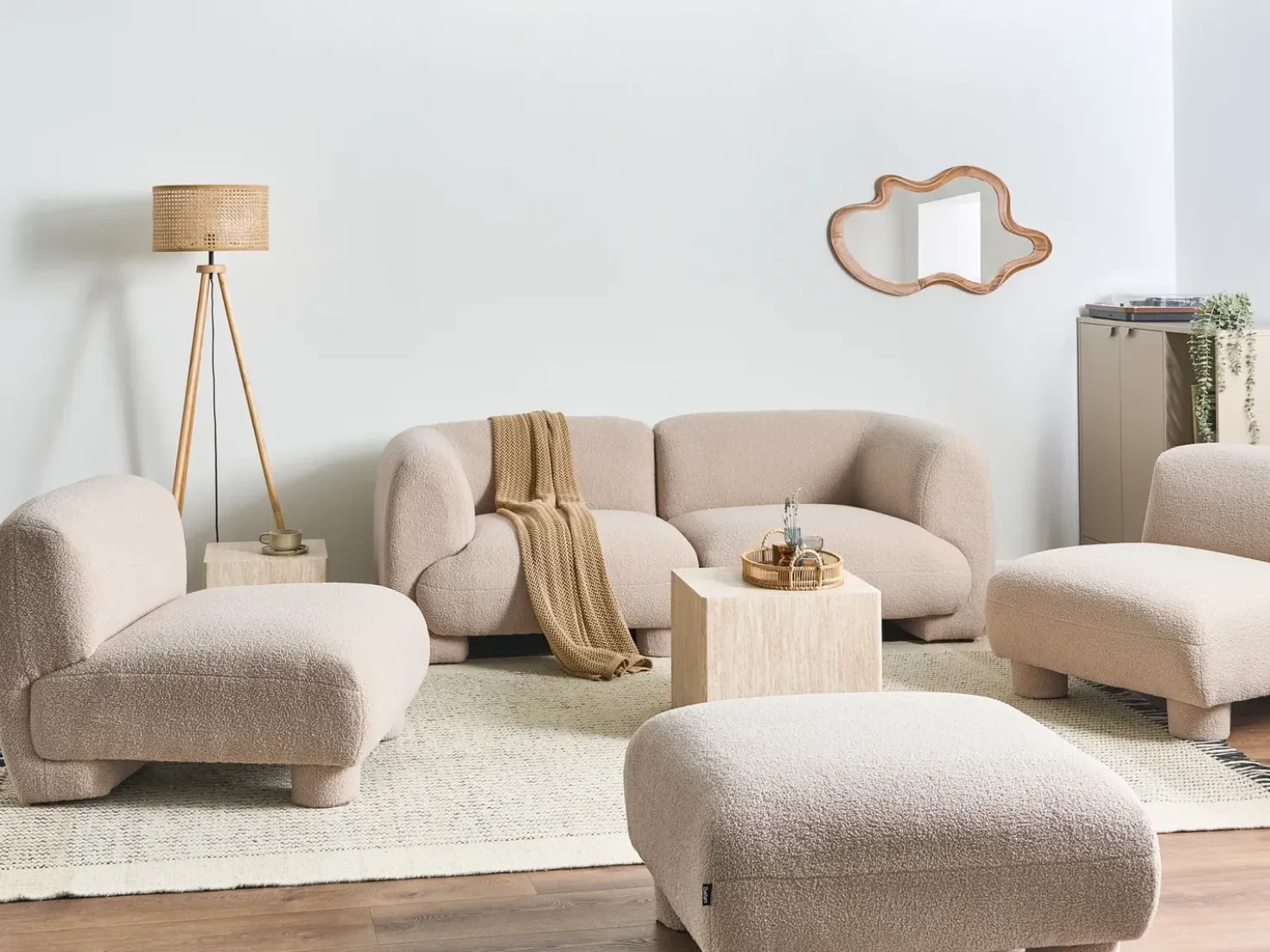 Fodskammel MJALBI Boucle Beige