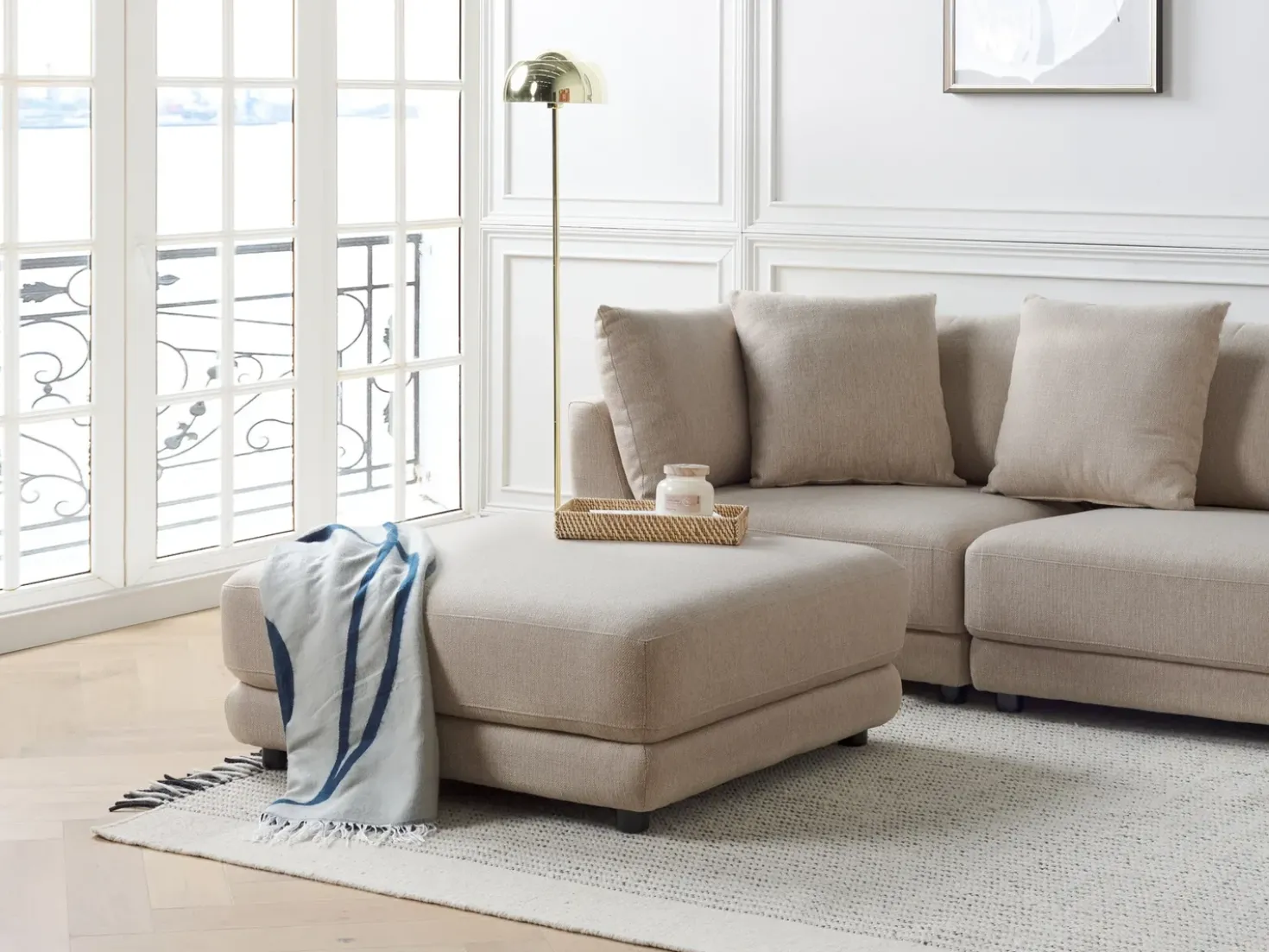 Fodskammel SIGTUNA Beige
