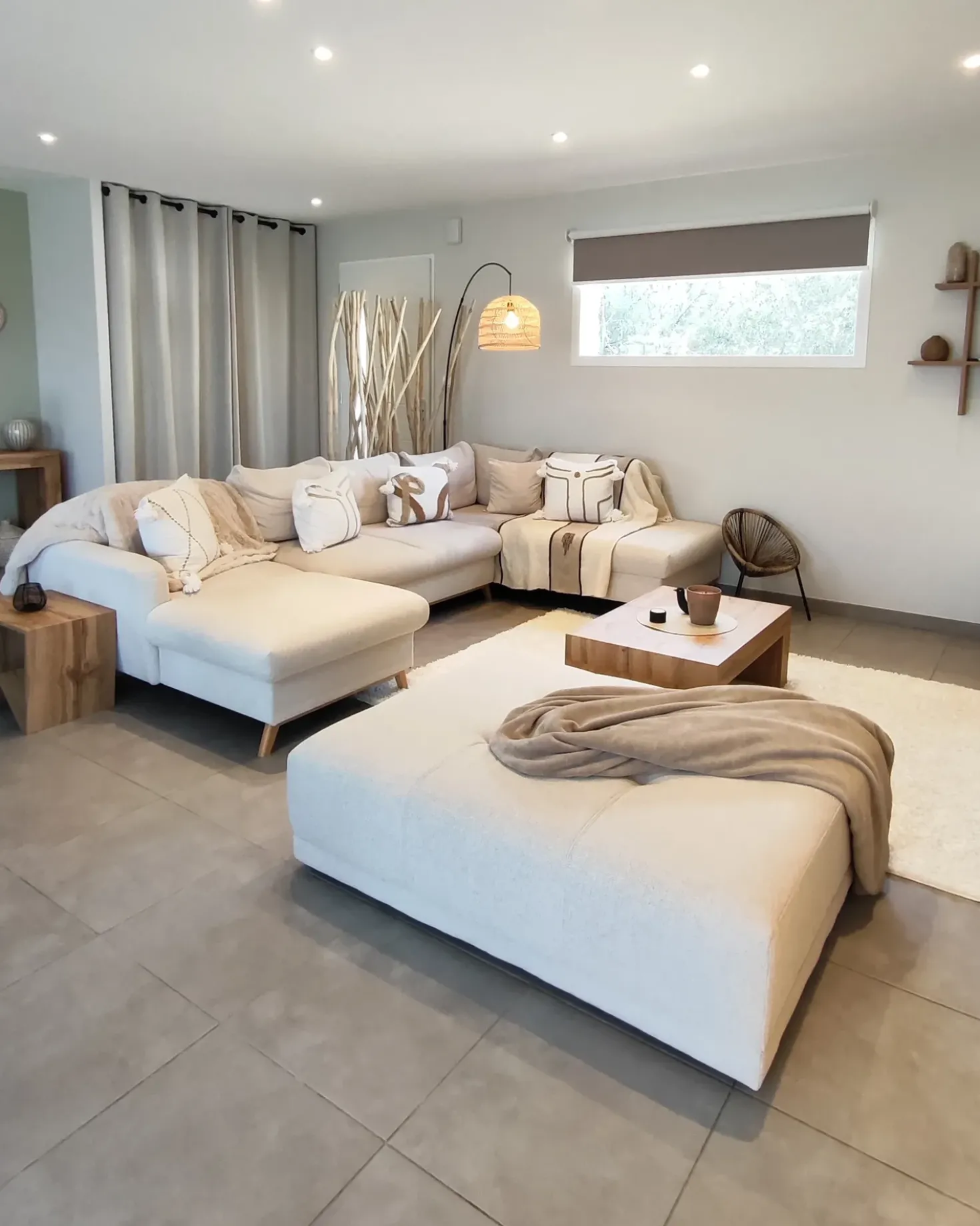 Fodskammel TORPO Beige