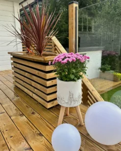 Forhøjet plantekrukke PREWEZA 23 cm Cremehvid