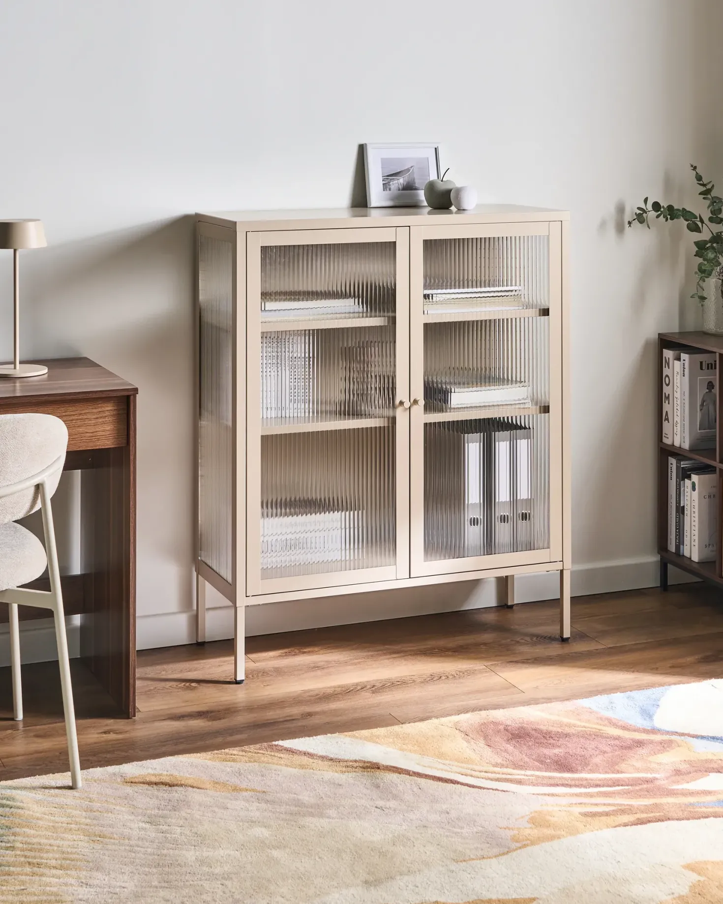 Glas vitrine skænk LERRYN Metal 90 cm Beige