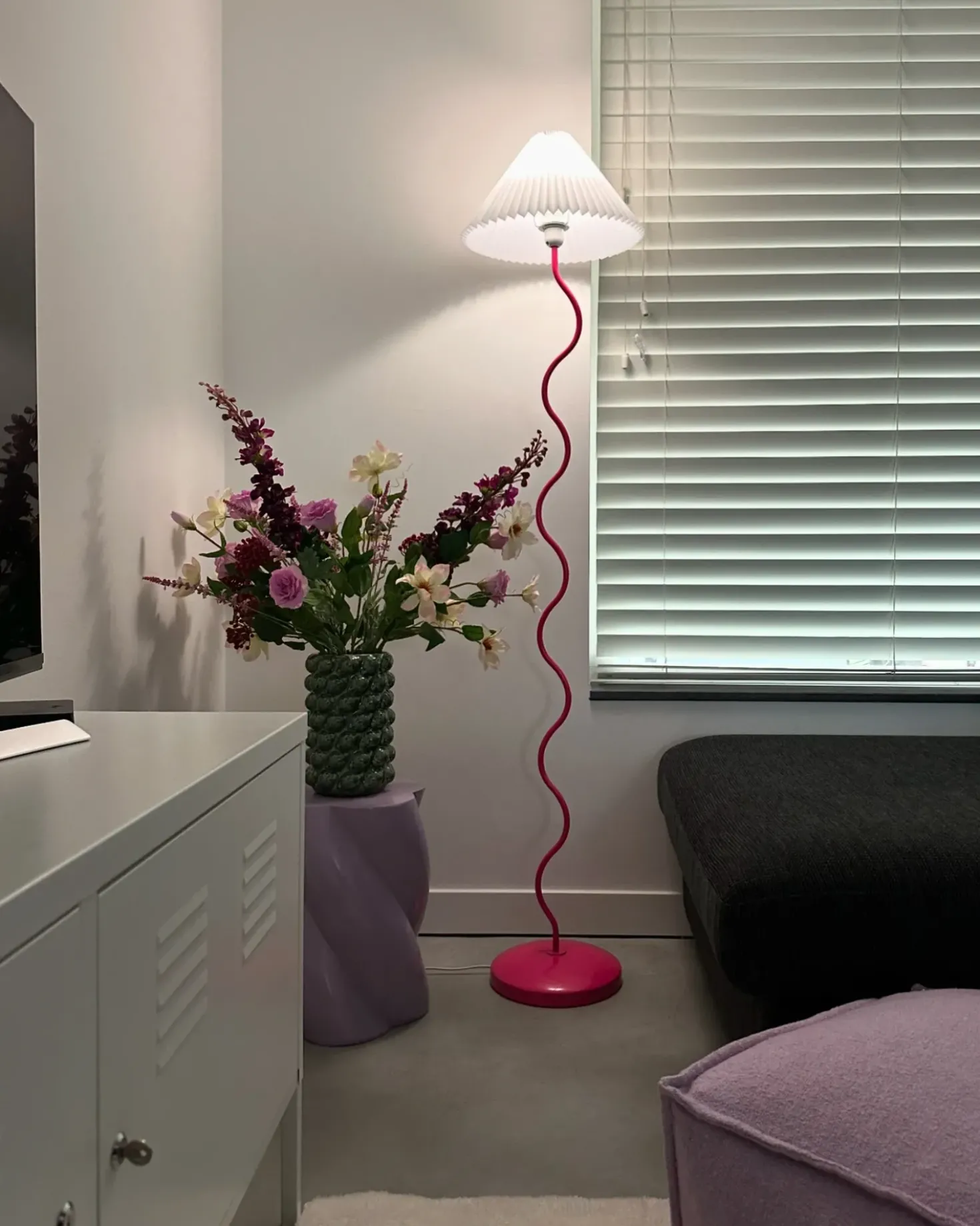 Gulvlampe JIKAWO Metal Lyserød