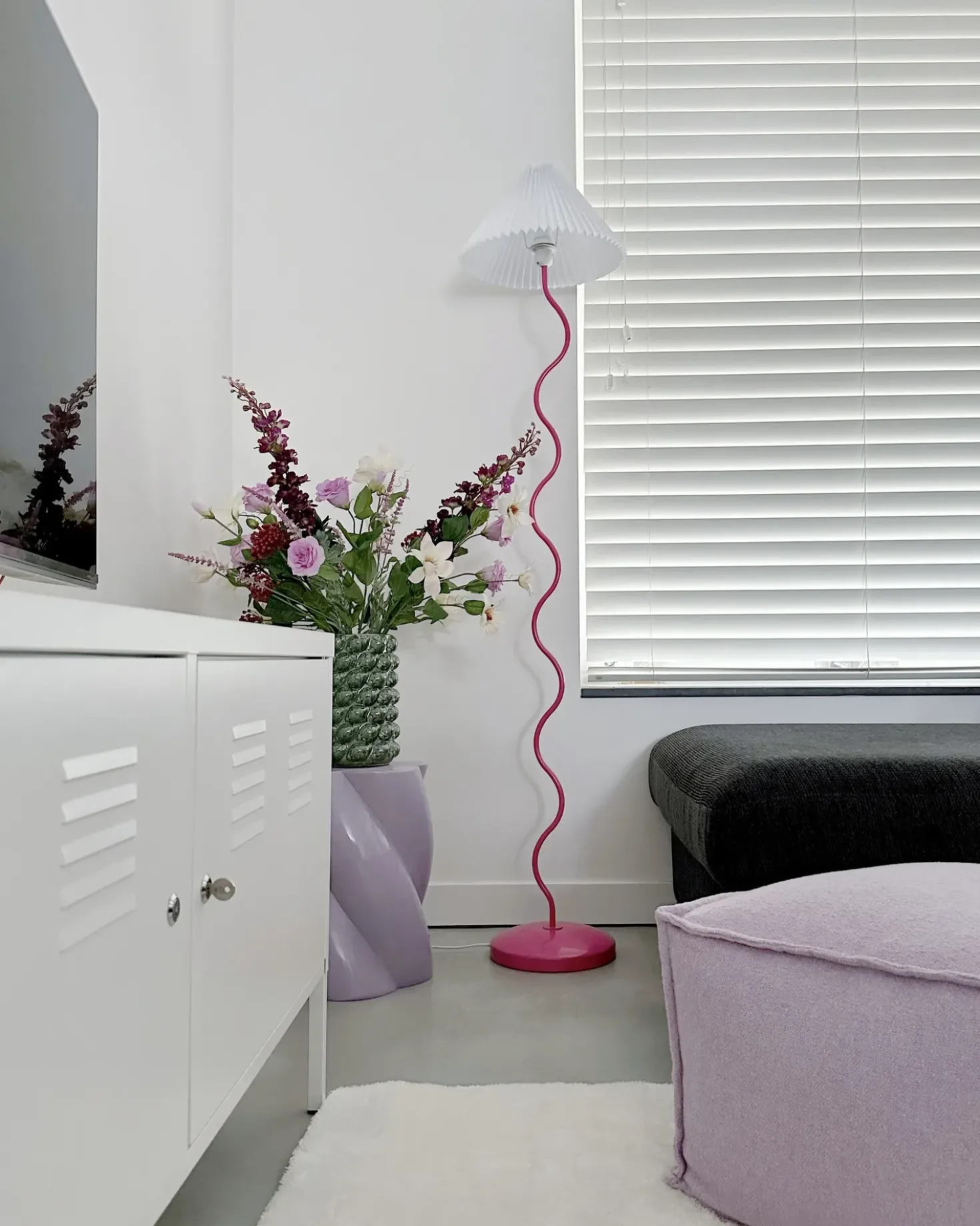 Gulvlampe JIKAWO Metal Lyserød