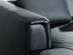 Hjørnesofa 5 personers OSLO Ægte læder Sort med fodskammel Højrevendt