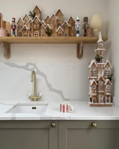 Juledekoration LED NILAKA Hus 85 cm Lysebrun