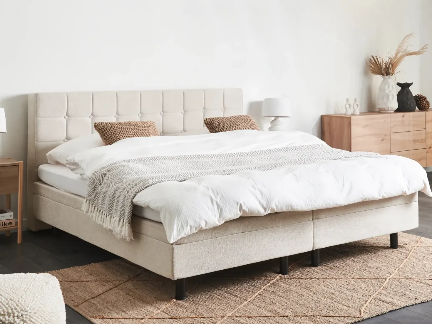Justerbar seng DUKE 180 x 200 cm Lys Beige