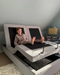 Justerbar seng uden hovedgærde CASTELLAN 160 x 200 cm Lysegrå