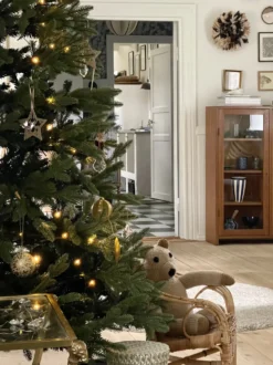 Kunstigt juletræ HUXLEY 180 cm Grøn