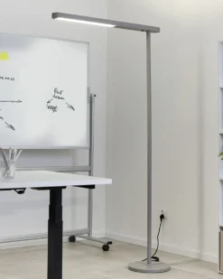LED-gulvlampe PERSEUS Metal Sølv