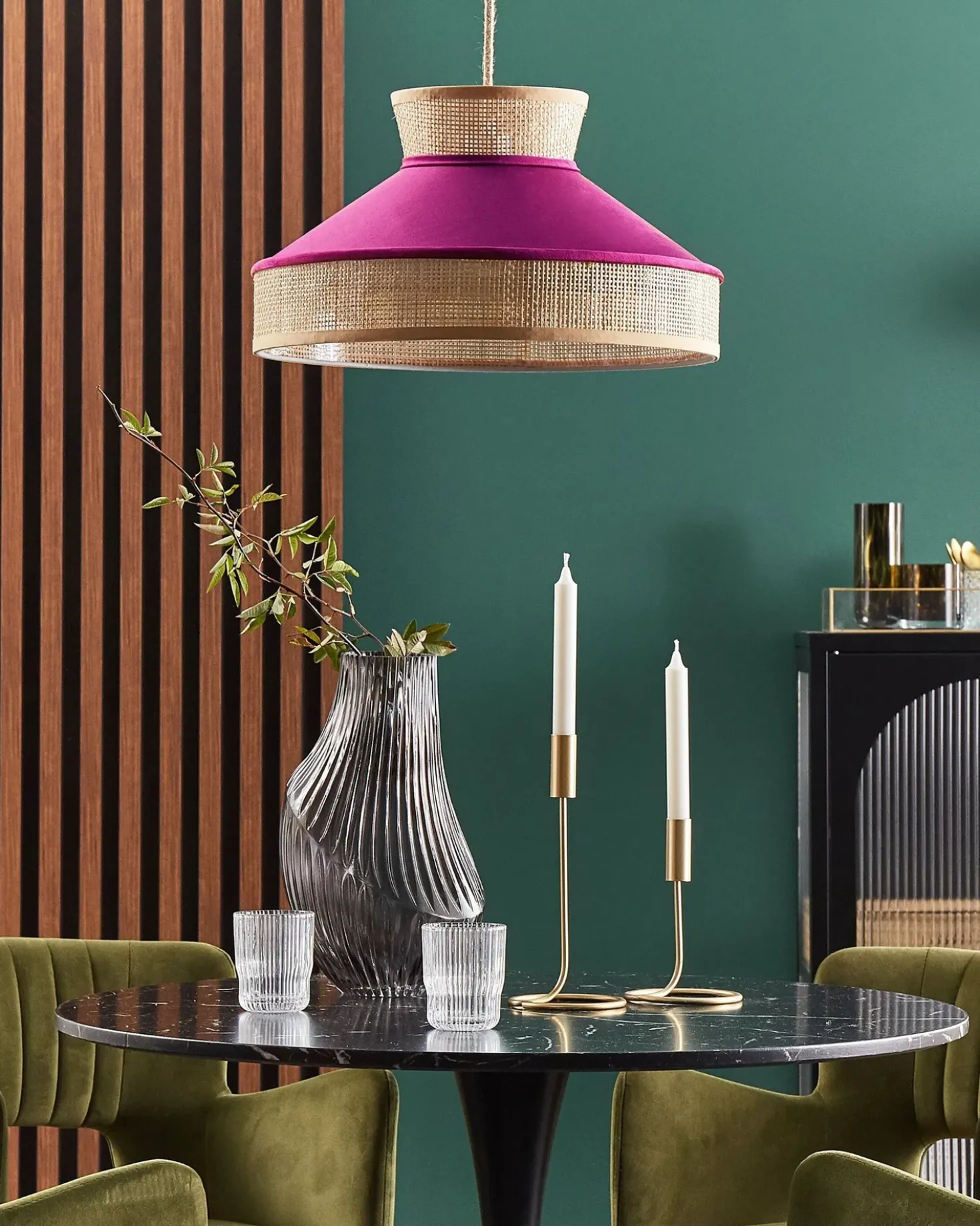 Loftlampe BATALI Rattan Fuchsia