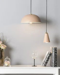 Loftlampe CARES Metal Lyserød