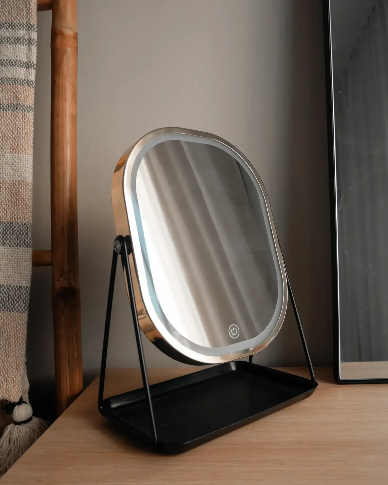 Makeup spejl LED DORDOGNE Guld