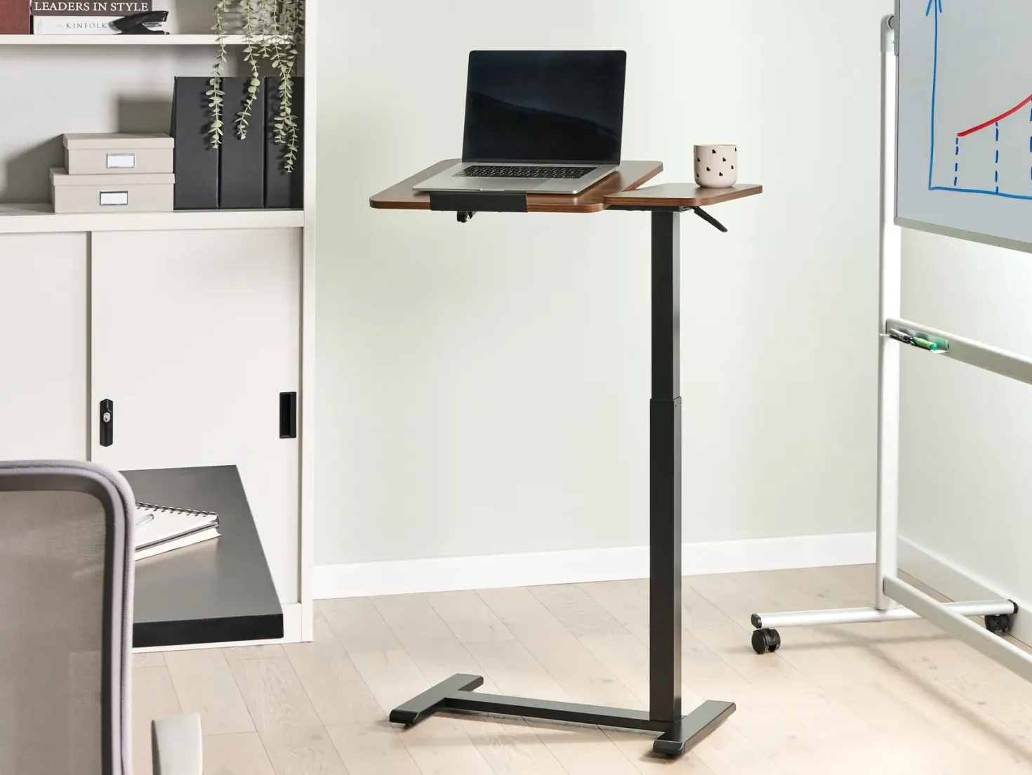 Manuelt justerbart hæve sænkebord til bærbar computer SCHOLA Brun/sort 70 cm 40 cm