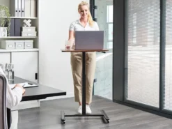 Manuelt justerbart hæve sænkebord til bærbar computer ACADEMIA Mørkebrun 65 cm 48 cm med hjul