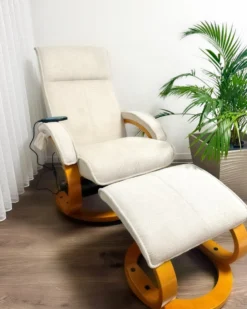 Massagestol HERO med fodskammel Lys Beige
