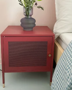 Natbord OSSETT Metal Mørkerød