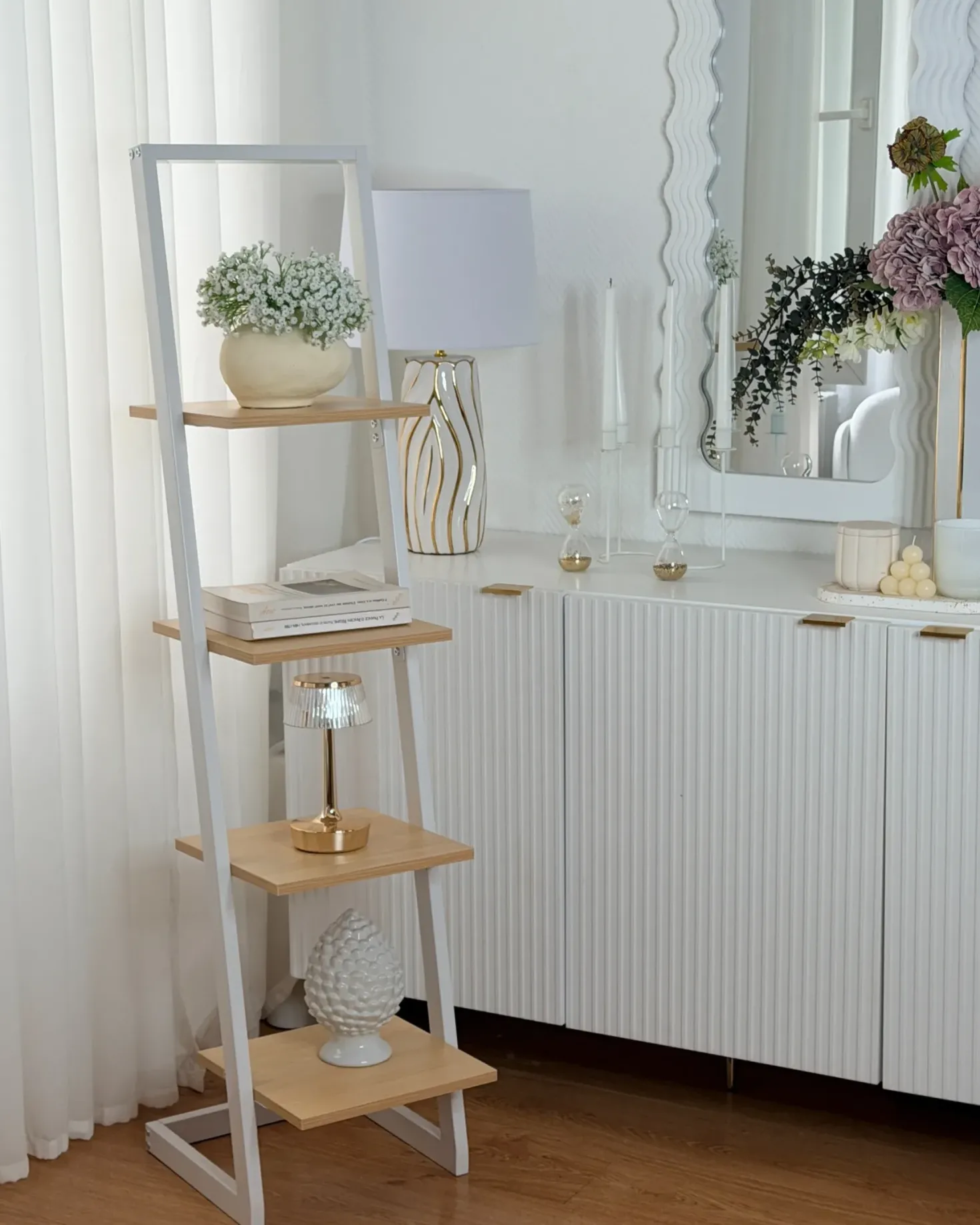 Opbevaringsskab med 4 hylder JOPLIN 143 cm Hvid