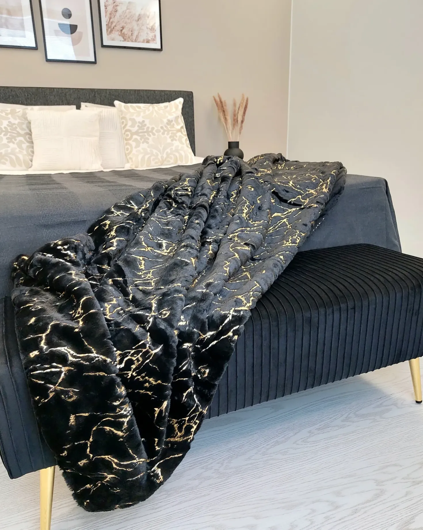 Plaid GODAVARI 130 x 180 cm Sort