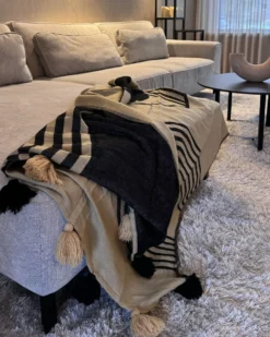 Plaid THAPREK 130 x 170 cm Beige