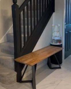 Polstret bænk UPTON Lysebrun