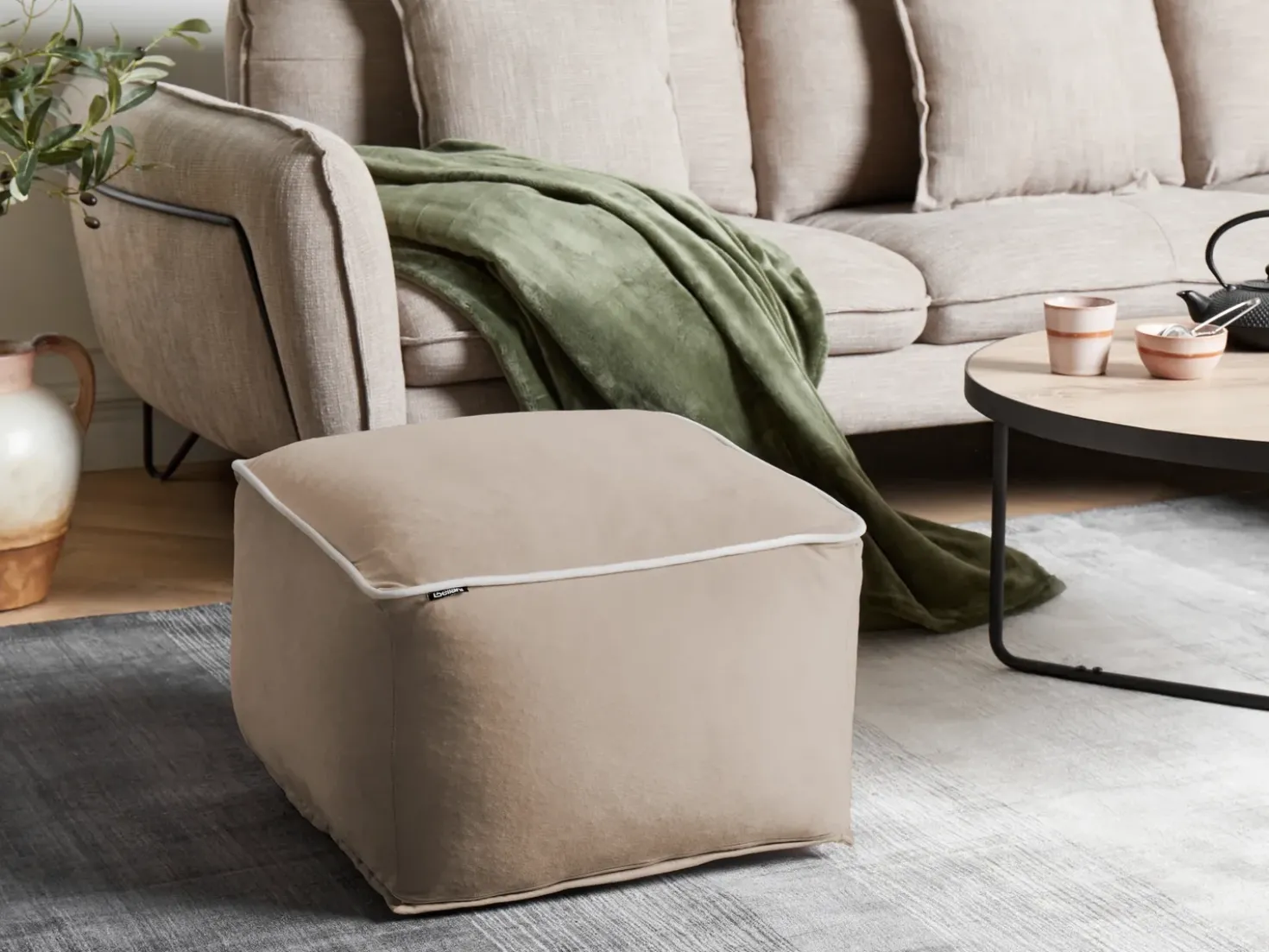 Puf DAREYN Velour Sand Beige