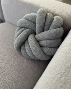 Pyntepude AKOLA Boucle 31 x 31 cm Grå Ensfarvet