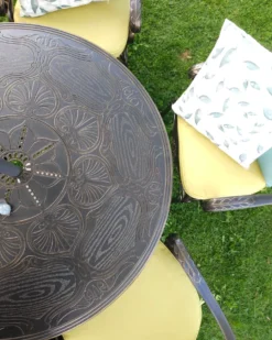 SAPRI 4 personers Havemøbelsæt Mørkebrun Metal med parasol (16 variant)