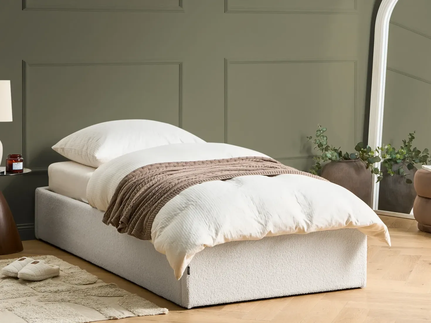 Seng med opbevaring uden gavl Boucle DINAN 90 x 200 cm Cremehvid