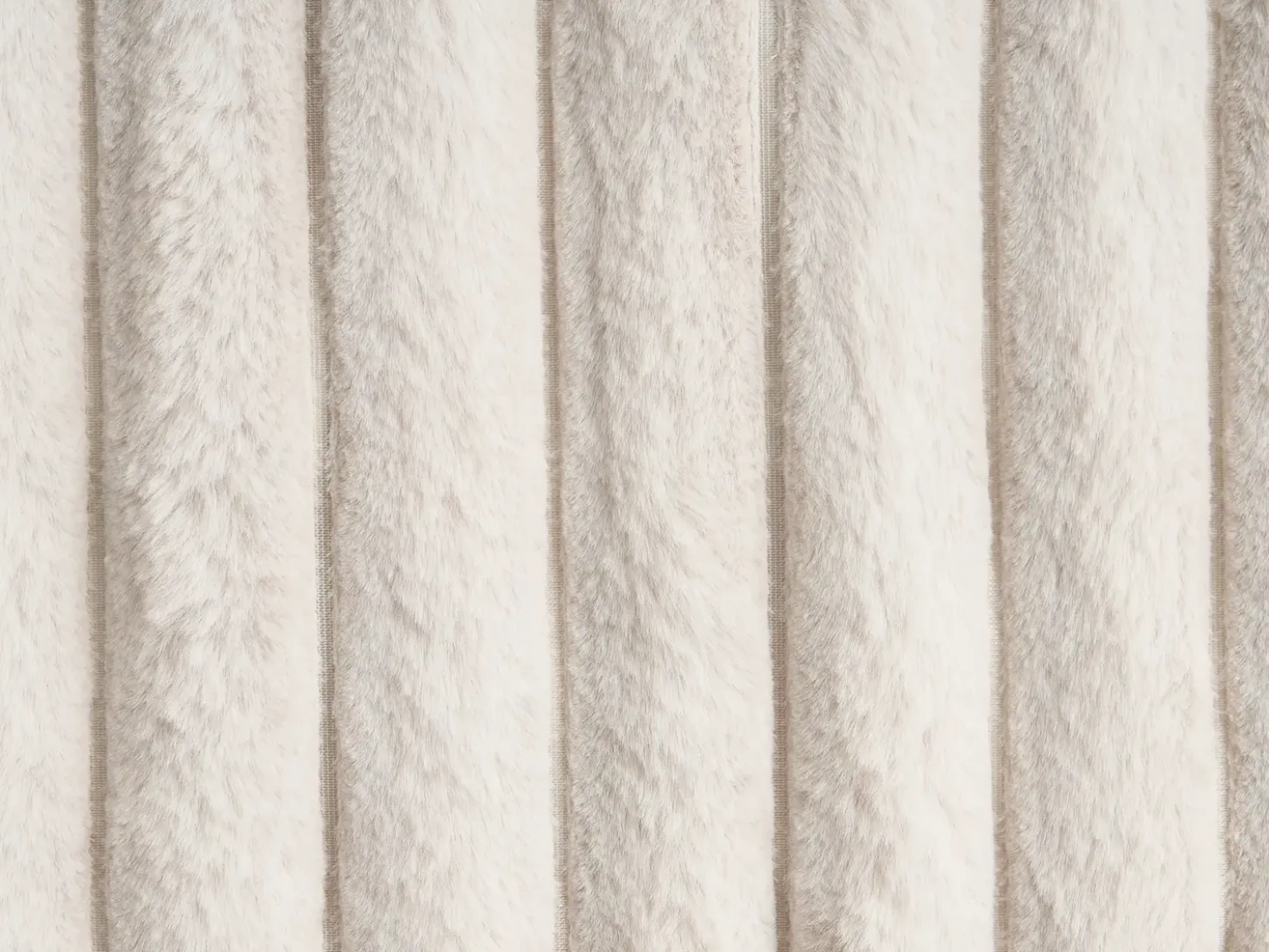 Sengetæppe RAKYA Kunstig pels 200 x 220 cm Lys Beige