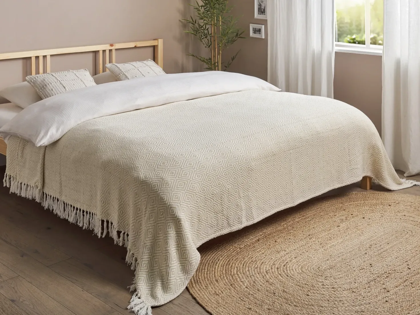 Sengetæppe TOUTLI Bomuld 220 x 240 cm Lys Beige