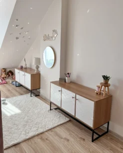Skab NUEVA Lysebrun/hvid
