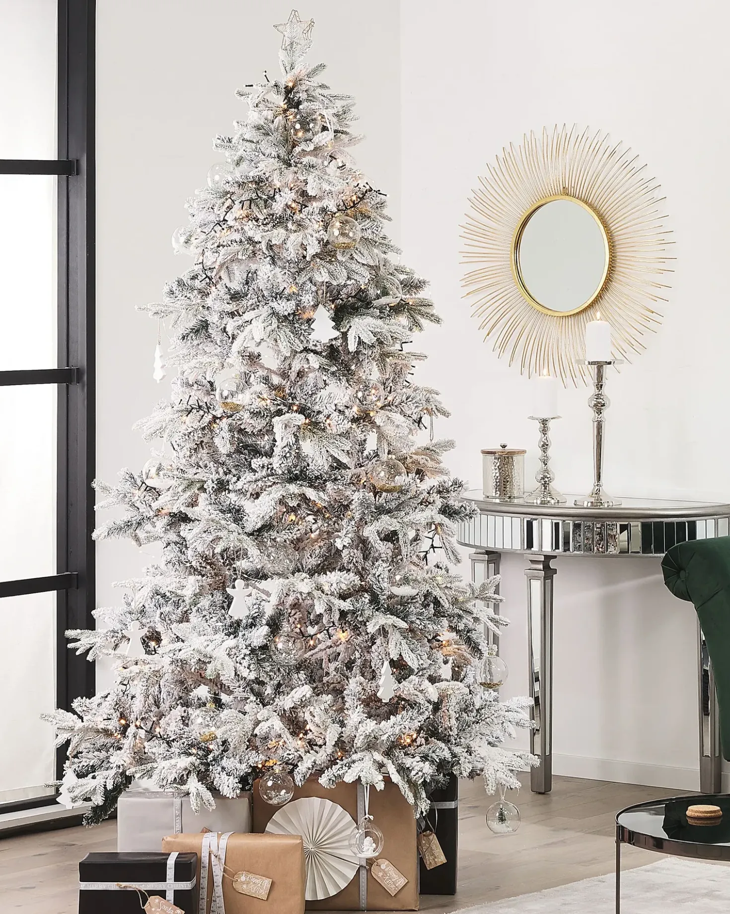 Sneklædt juletræ TOMICHI 210 cm Hvid