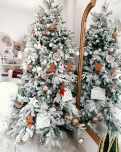Sneklædt juletræ TOMICHI 180 cm Hvid