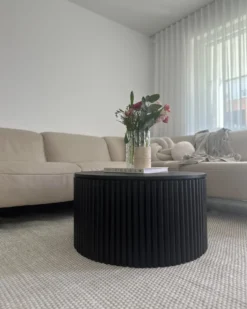 Sofabord KIRKWOOD Mangotræ Sort med opbevaring