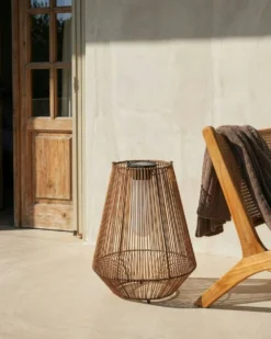 Solcelledrevet lanterne LUSWISHI 68 cm Naturlig