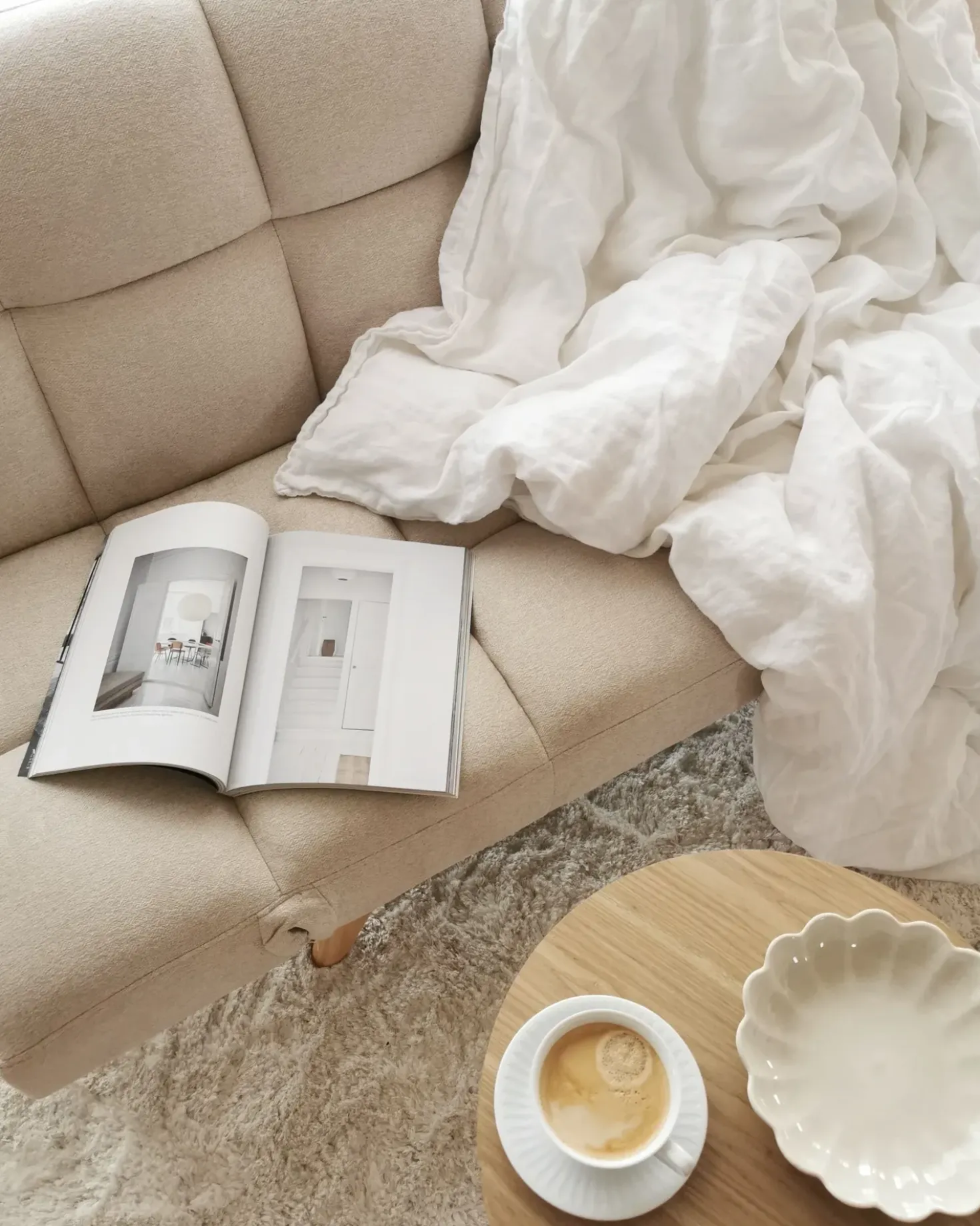 Sovesofa 2 personers INGARO Beige